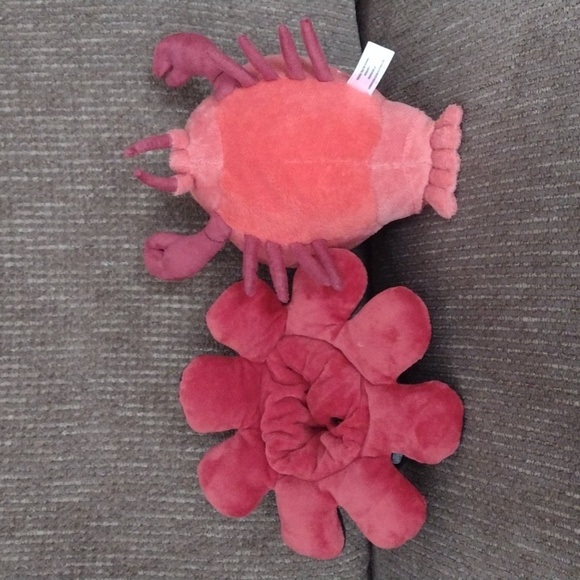 Lubie Crab & Happy & Sad Octopus Plushies - Picture 4 of 4